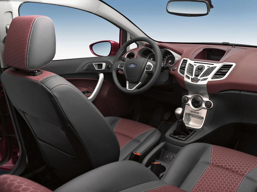  Ford Fiesta 2008 года  (фото 49 из 201)